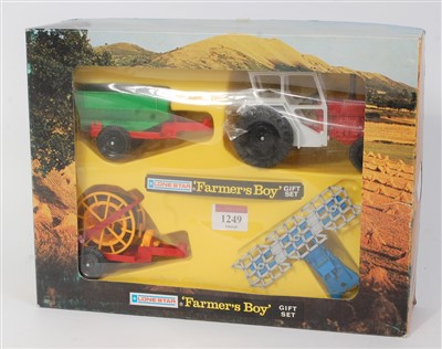 Lot 1249 - A Lonestar No. 1741 Farmers Boy gift set...