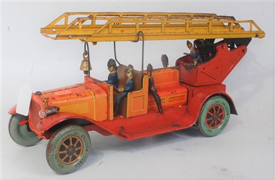 Lot 3198 - A Karl Bub circa 1930s tinplate and clockwork...