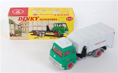 Lot 2031 - A Dinky Toys No. 978 Refuse Wagon comprising...