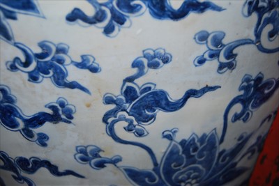 Lot 2312 - A large Chinese Ming Dynasty (1368-1644) blue...