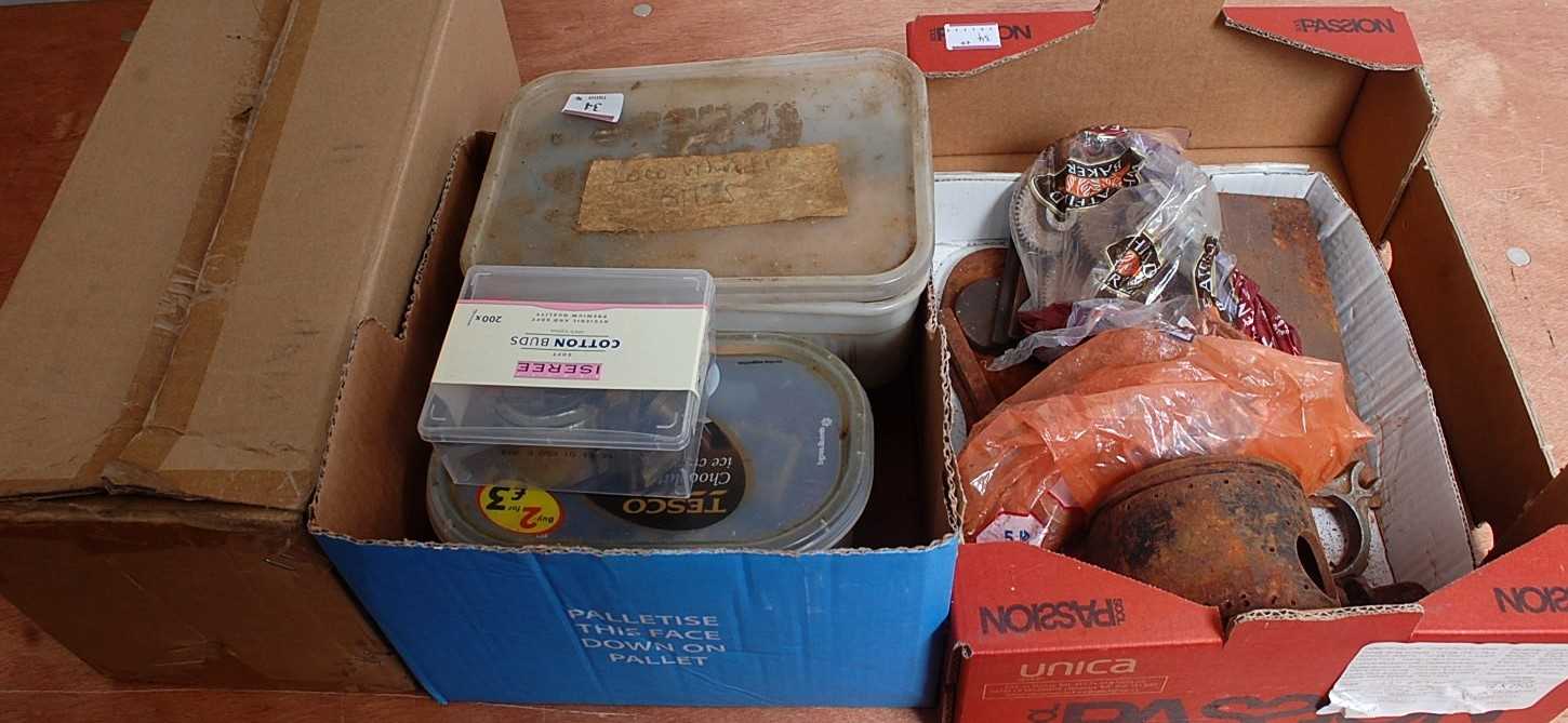 Lot 34 - A collection of various live steam spares and...