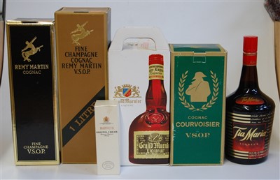 Lot 1408 - Remy Martin Champagne Cognac VSOP, 100cl, one...