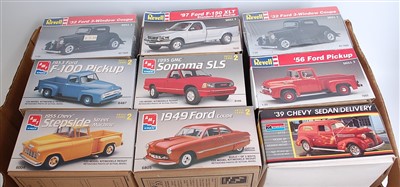 Lot 1439 - Nine various boxed plastic 1/24 and 1/25 scale...