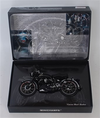 Lot 2739 - A Minichamps 1/12 scale model of a Vincent...