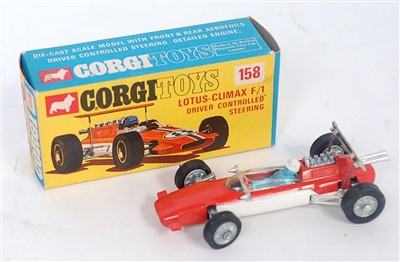 Lot 1670 - A Corgi Toys No. 158 Lotus Climax F1 racing...