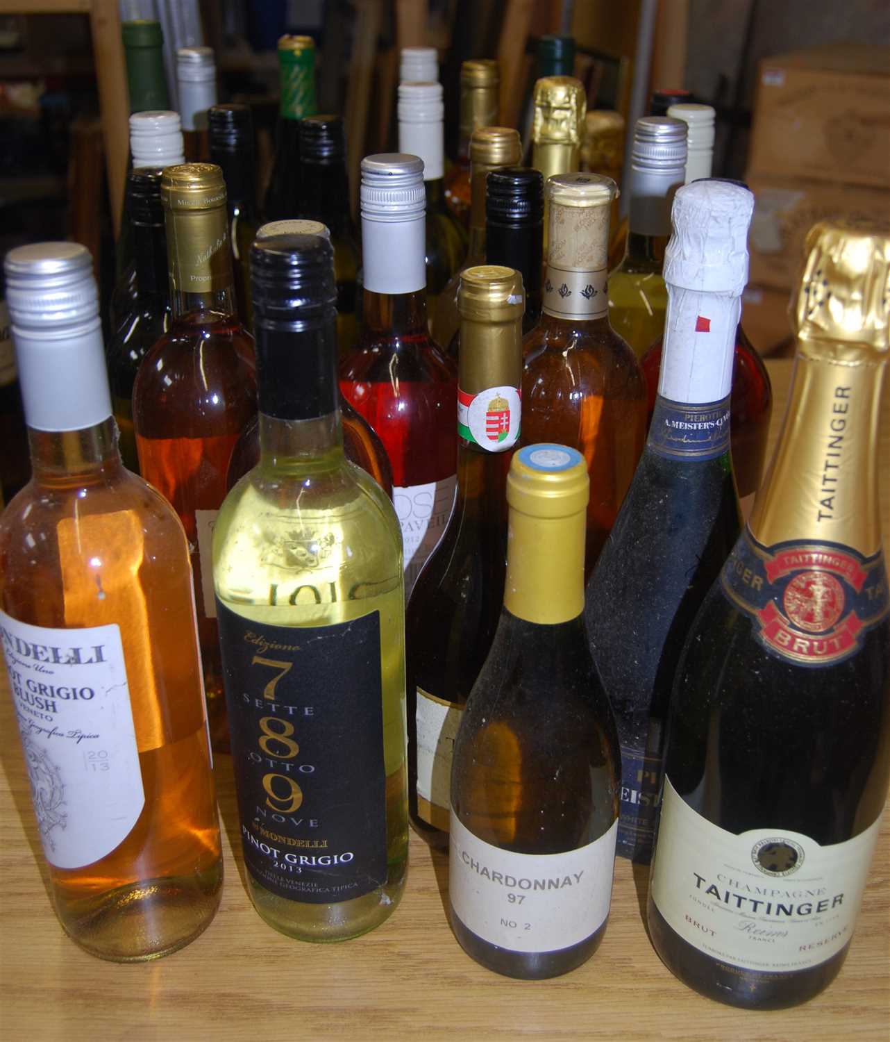 Lot 1176 - Assorted white wines, to include Tattinger...