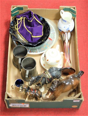 Lot 73 - A box of miscellaneous items, to include...