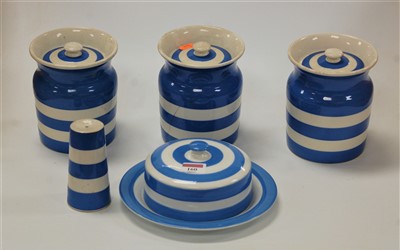 Lot 160 - A small collection of Cornish ware table wares...