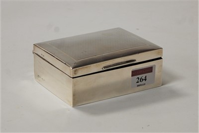 Lot 264 - A George V silver table cigarette box, of...