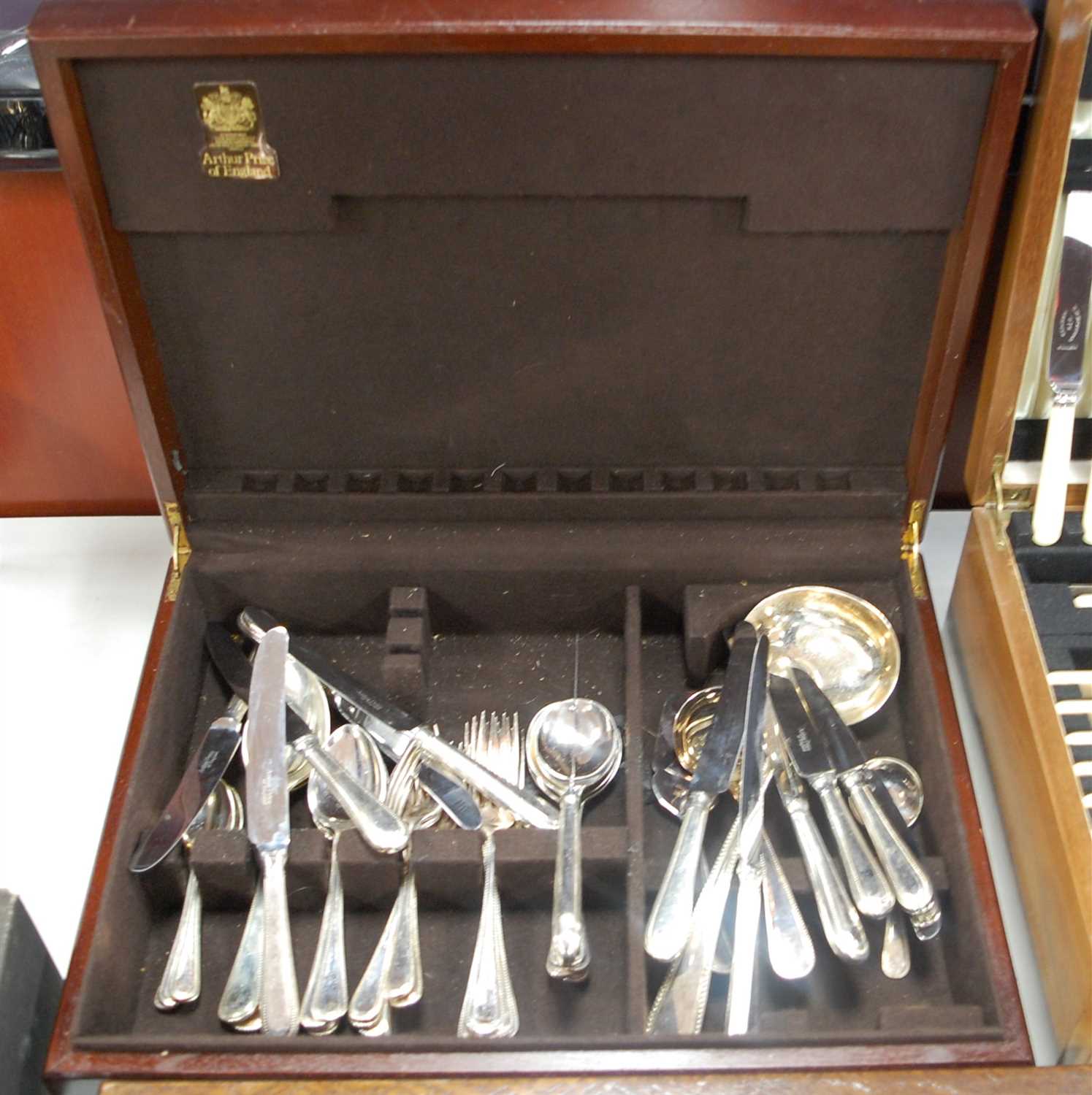 Lot 291 - A mahogany canteen of loose silver plated cutlery