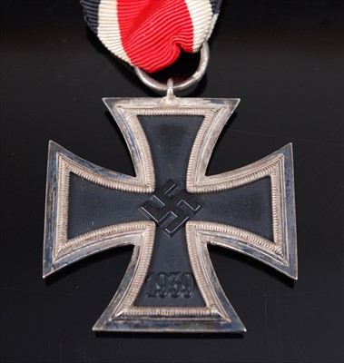 Lot 203 - A German Third Reich Iron Cross