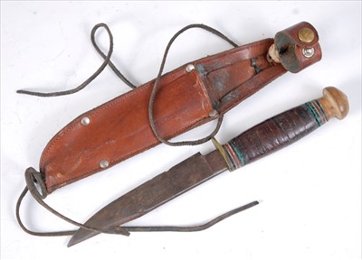 Lot 314 - A mid-20th century Bowie knife