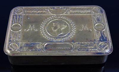 Lot 140 - A WW I Princess Mary Christmas gift tin