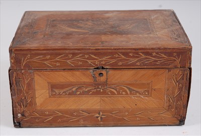 Lot 60 - An early 19th century Napoleonic French prisoner of war straw work box