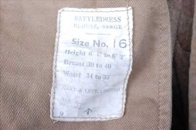 Lot 231 - A WW II Battledress blouse