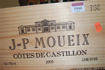 Lot 1044 - Jean-Pierre Moueix, 2005, Côtes de Castillon,...