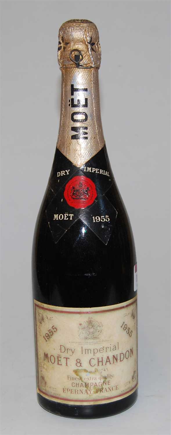 Lot 1178 - Moët & Chandon 1955 Dry Imperial Vintage...