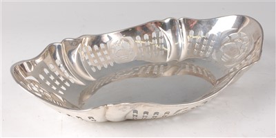 Lot 2079 - An Edwardian silver dish, of pierced and...