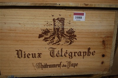Lot 1088 - Vieux Télégraphe, 2001, Châteauneuf-du-Pape,...