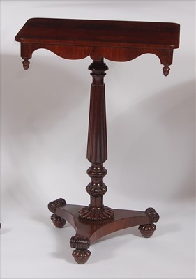 Lot 2482 - A William IV rosewood round cornered fixed top...