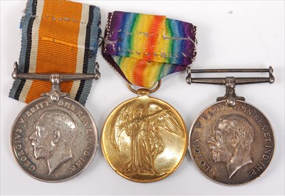 Lot 359 - A WW I British War and Victory duo