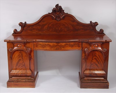 Lot 2571 - A large mid-Victorian mahogany and flame...