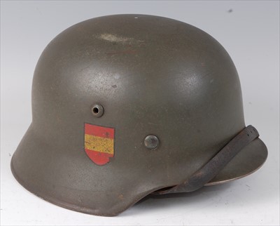 Lot 429 - A German model 1935 steel helmet