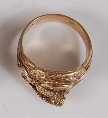 Lot 2170 - A heavy gent's 9ct gold saddle ring, in the...