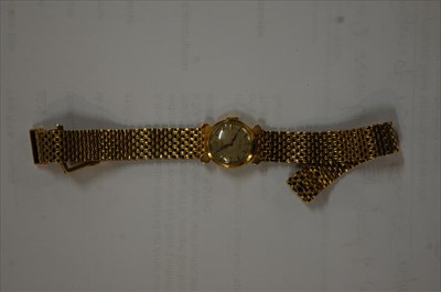 Lot 2244 - A vintage lady's 18ct gold cased Rolex dress...