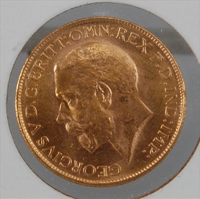 Lot 3 - Great Britain, 1928 gold full sovereign
