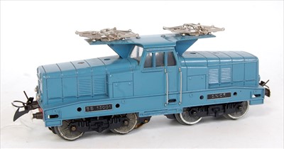Lot 332 - 1957-67 French Hornby 'Electrique' BoBo loco...