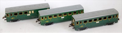 Lot 357 - French Hornby SNCF bogie coaches green, 1x 2nd,...