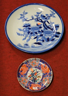 Lot 106 - A large Japanese blue & white charger...