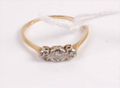 Lot 310 - A vintage 18ct gold and platinum diamond ring,...