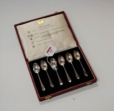 Lot 269 - Six silver teaspoons in fitted leather case