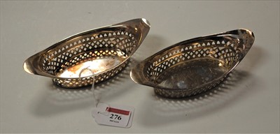 Lot 276 - A pair of late Victorian silver bowls of...