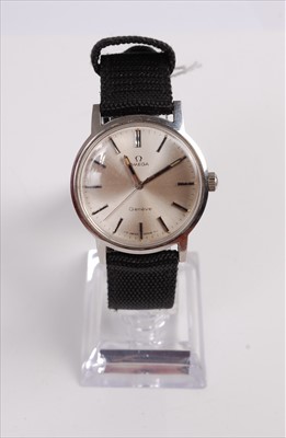 Lot 436 - An Omega Geneve gent's steel cased wristwatch,...