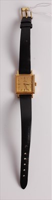 Lot 472 - A lady's Omega 18ct gold cased wristwatch,...