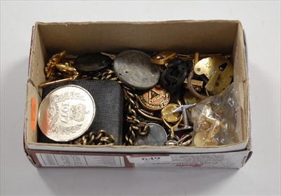 Lot 649 - A small collection of miscellaneous items, to...