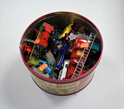 Lot 735 - A collection of loose and playworn diecast toy...