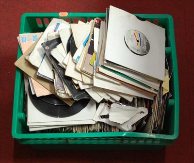 Lot 827 - A large collection of singles records to...