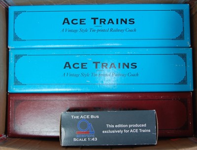 Lot 430 - A quantity of ACE Trains coaches in incorrect...