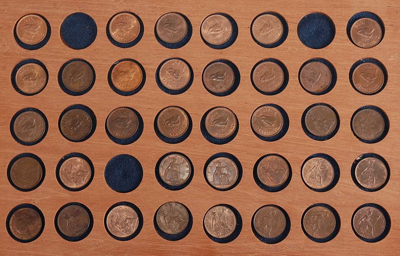 Lot 120 - Great Britain, a large collection of Victorian and later copper farthings to include