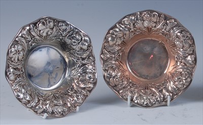 Lot 100 - A pair of Art Nouveau silver bonbon dishes,...