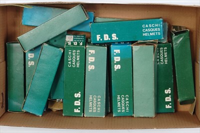 Lot 1519 - 18 various boxed as issued FDS white metal...