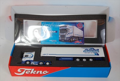 Lot 2551 - A Tekno 1/50 scale box model of an A&M...