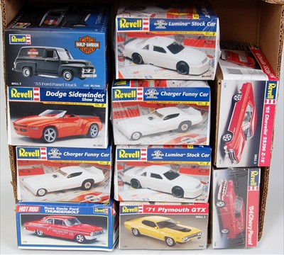 Lot 1525 - Ten various boxed as issued Revell 1/24 and...