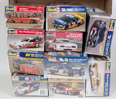 Lot 1537 - Ten various boxed as issued Revell and Revell...