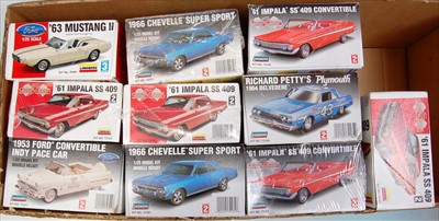 Lot 1543 - A Lindberg 1/25 scale plastic classic car kit...