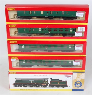 Lot 731 - A Hornby R2385 BR green "Winston Churchill"...